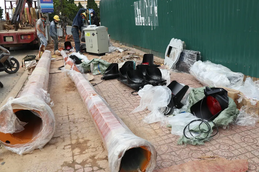 Đà Lạt bắt đầu lắp đèn xanh, đèn đỏ ảnh 3