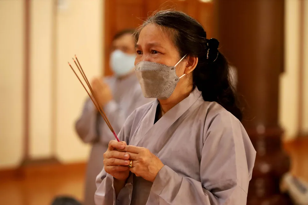 Lễ tưởng niệm, cầu siêu đồng bào tử vong và cán bộ, chiến sĩ hy sinh trong đại dịch Covid-19 tại Khánh Hòa ảnh 7