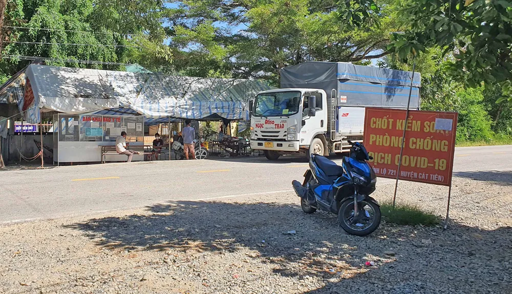Sau phản ánh của Báo SGGP: Huyện Cát Tiên, Lâm Đồng bỏ hết các chốt kiểm soát dịch Covid-19  ảnh 1