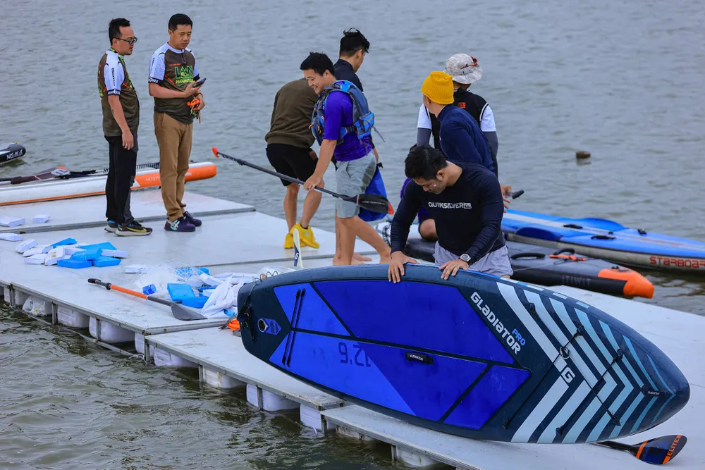 Đà Lạt: Lần đầu tổ chức giải đua ván chèo đứng trên hồ Xuân Hương ảnh 9