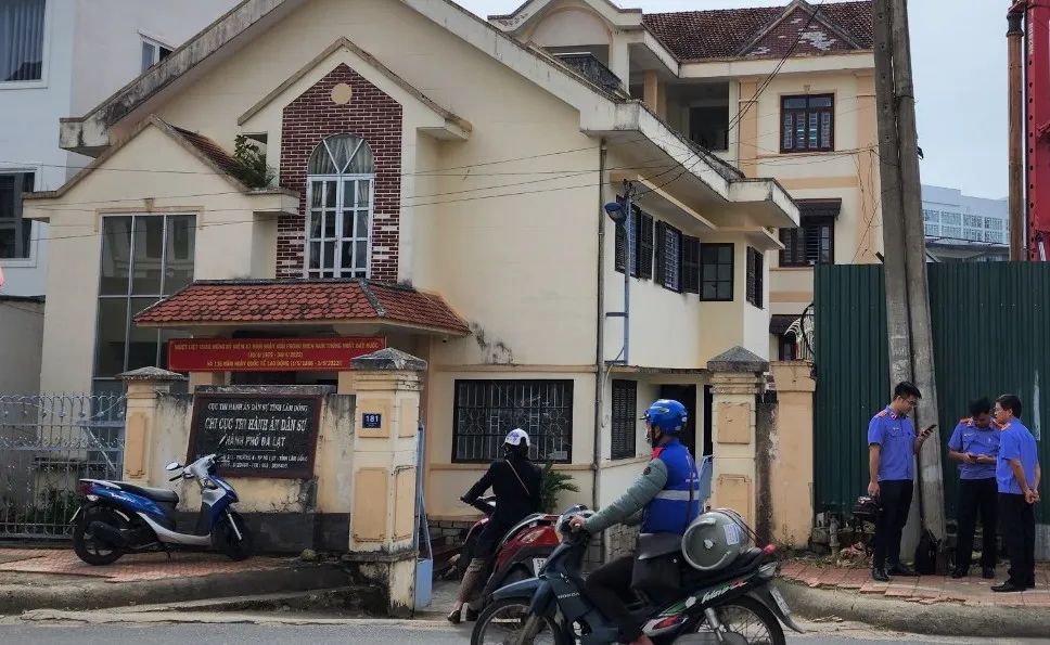 Khởi tố, bắt giam Chấp hành viên Chi cục thi hành án dân sự Đà Lạt ảnh 1