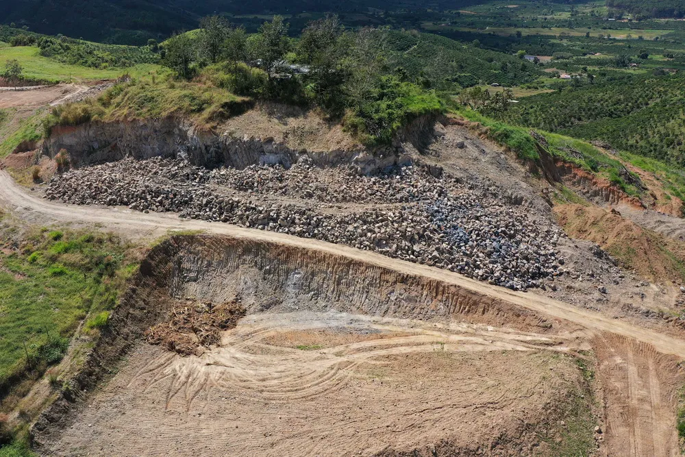 Đất rừng bị san ủi tan nát ở Đại Ninh ảnh 4