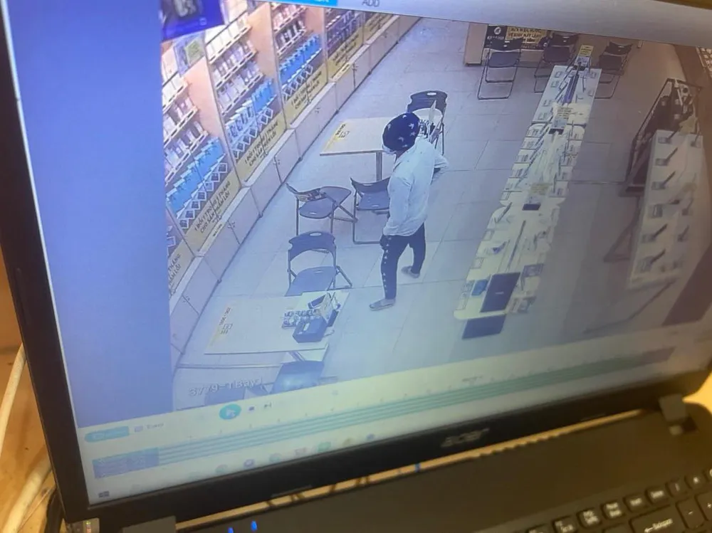 Toàn bộ hành vi của Nguyễn Văn Hào bị camera ghi lại. Ảnh: Cơ quan chức năng cung cấp Toàn bộ hành vi của Nguyễn Văn Hào bị camera ghi lại. Ảnh: Cơ quan chức năng cung cấp