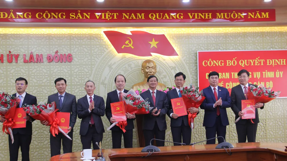 Ban Thường vụ Tỉnh ủy Lâm Đồng quyết định điều động nhiều cán bộ cấp sở trong ngày 21-3
