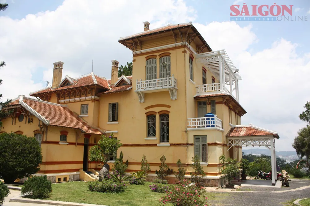 Biệt thự số 4 Hùng Vương (dinh Nguyễn Hữu Hào cũ). Ảnh: ĐOÀN KIÊN Biệt thự số 4 Hùng Vương (dinh Nguyễn Hữu Hào cũ). Ảnh: ĐOÀN KIÊN