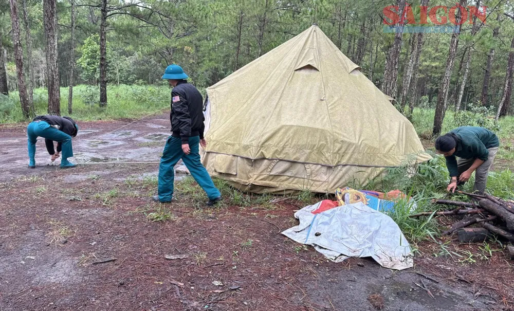 Cơ quan chức năng yêu cầu dẹp bỏ một khu cắm trại trái phép tại hồ Tuyền Lâm, TP Đà Lạt