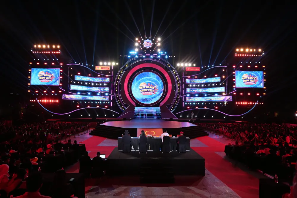 Toàn cảnh sân khấu.JPG