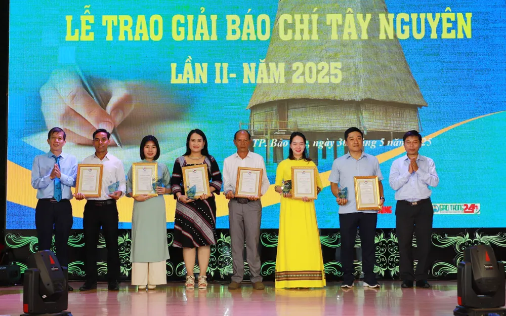 58f27d26a073142d4d62 copy.jpg