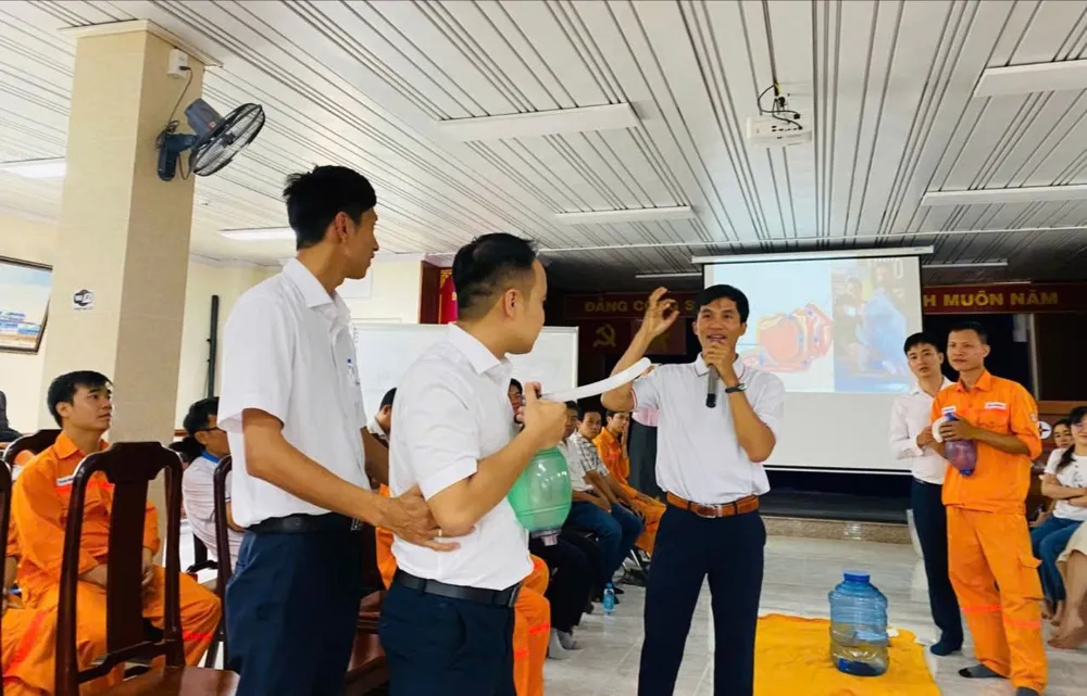 hóc di vật.jpg