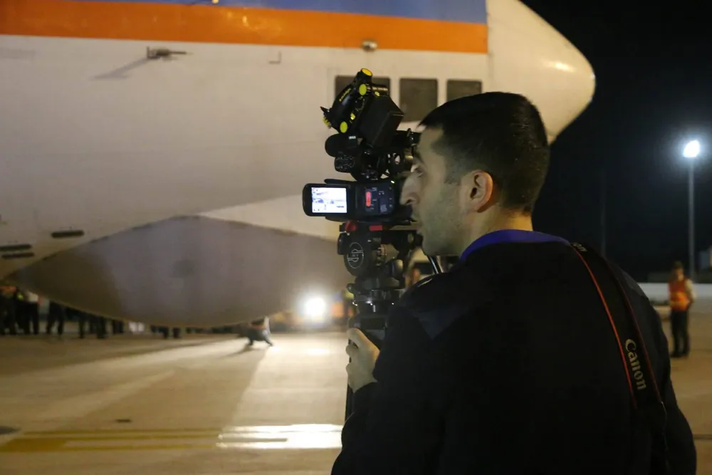 Máy bay Nga chở hàng cứu trợ đã đến Cam Ranh ảnh 7