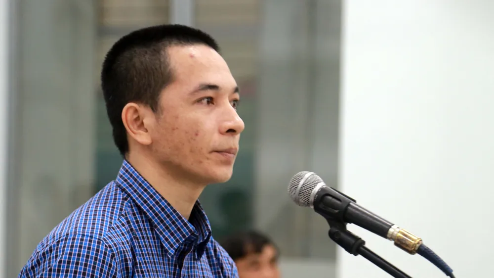 Bị cáo Việt tại tòa