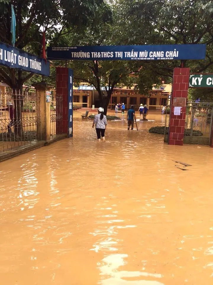 Ít nhất 20 người chết, mất tích do lũ quét ở các tỉnh phía Bắc  ảnh 6