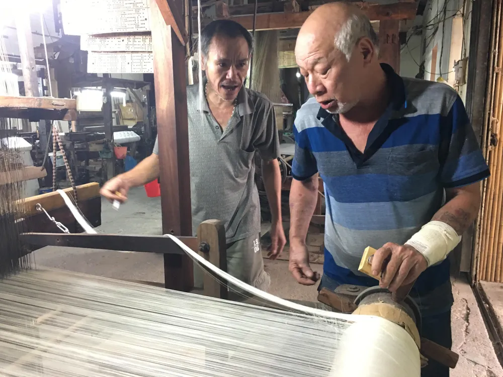 Làng lụa lo sốt vó sau vụ Khaisilk ảnh 2