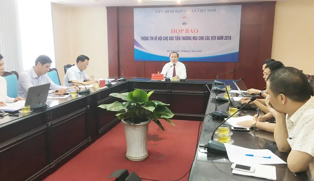 Lần đầu tiên có hội chợ cấp quốc gia cho sản phẩm của hợp tác xã ảnh 1