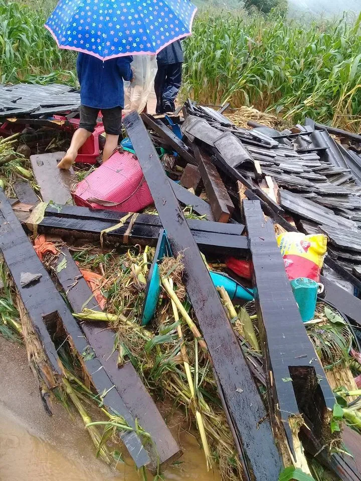 Đến sáng 25-6: 24 người chết và mất tích do mưa lũ ảnh 3