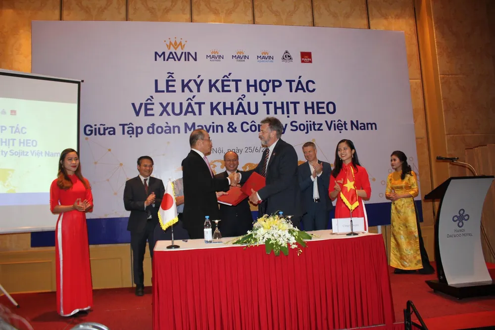 Lần đầu tiên, Việt Nam xuất khẩu thịt heo theo đường chính ngạch ảnh 1