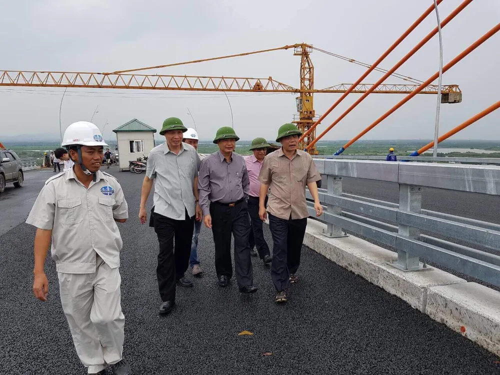 Sơ tán hơn 17.000 người chạy bão số 4 ảnh 5