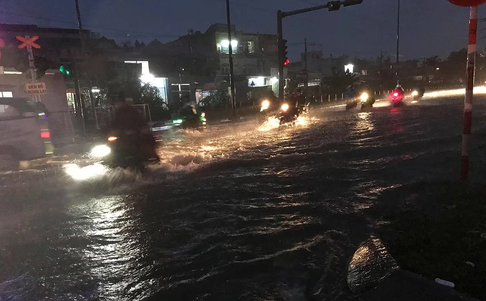 Dự báo miền Nam tiếp tục hứng một cơn bão nữa trong tháng 12 ảnh 1