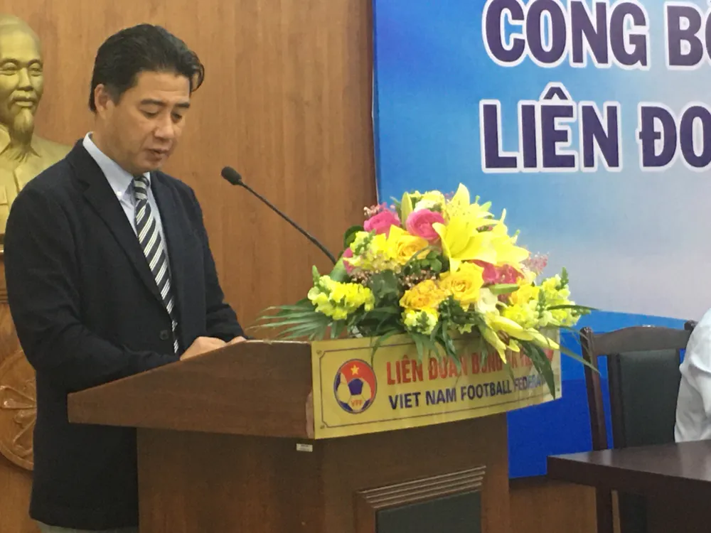 Ông thầy của các HLV bóng đá ra mắt tại Việt Nam 