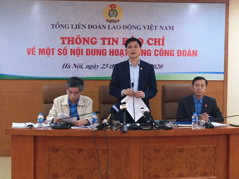 Cách chức Hiệu trưởng Trường Đại học Tôn Đức Thắng ảnh 1