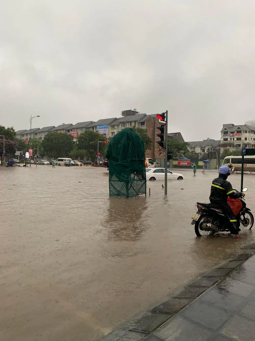 Mưa đầu mùa, miền Bắc ngập lụt nhiều nơi ảnh 6