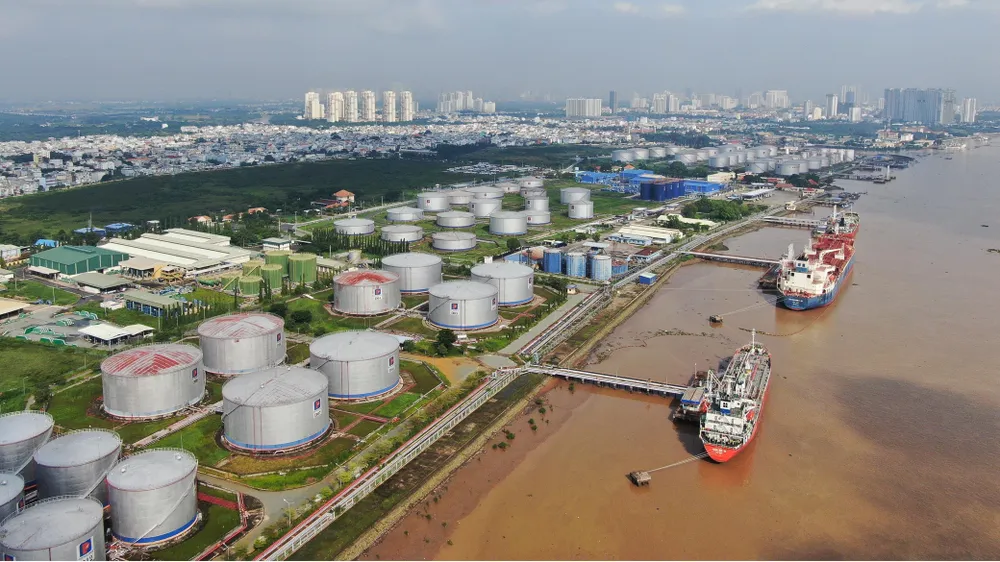 Ngược với dự đoán, chiều 5-9, giá xăng giảm, giá dầu tăng ảnh 3