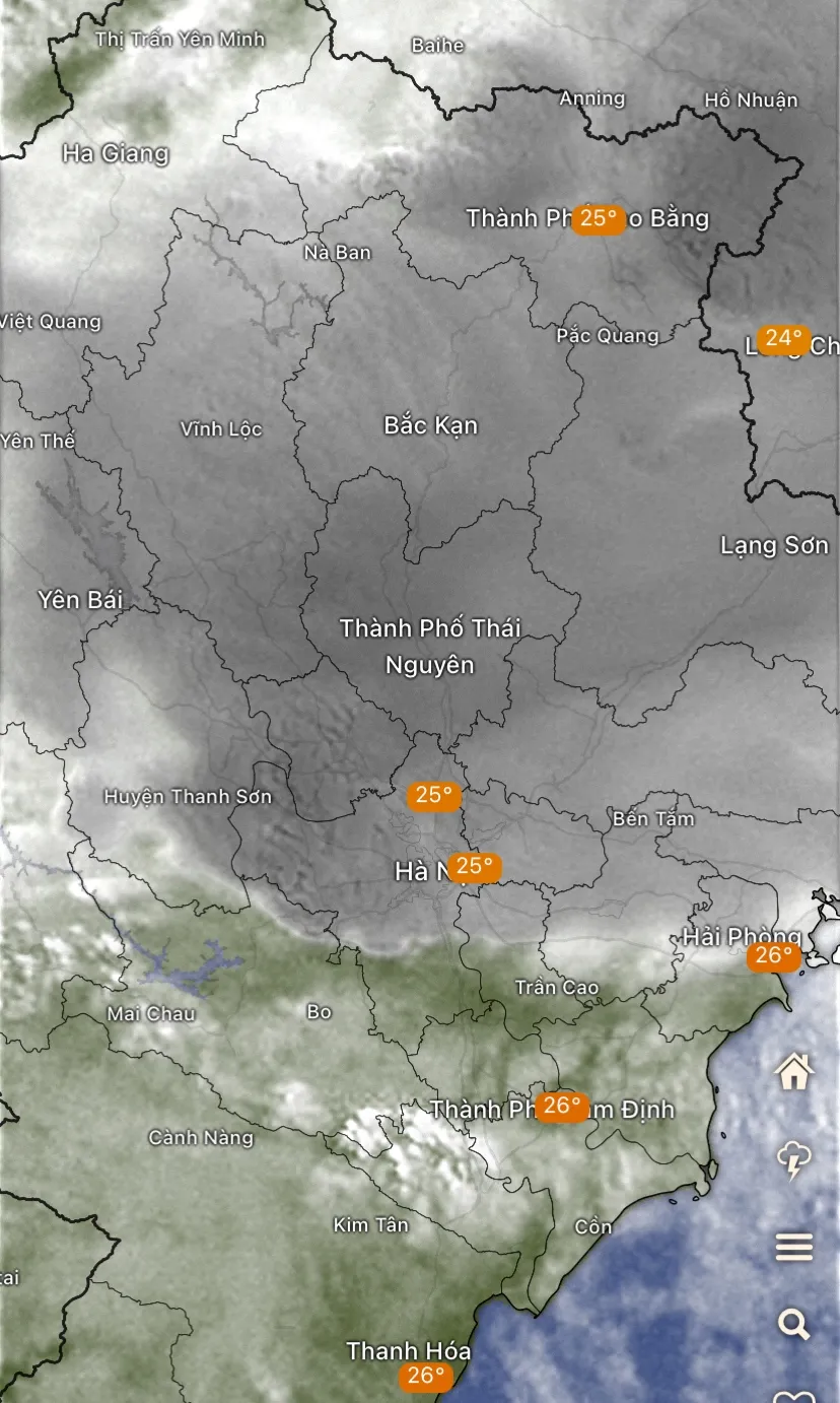 Dải mây lớn với cột mây cao gây mưa chụp qua vệ tinh sáng 29-4
