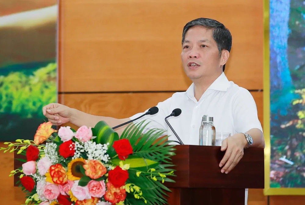 Đồng chí Trần Tuấn Anh phát biểu tại hội nghị