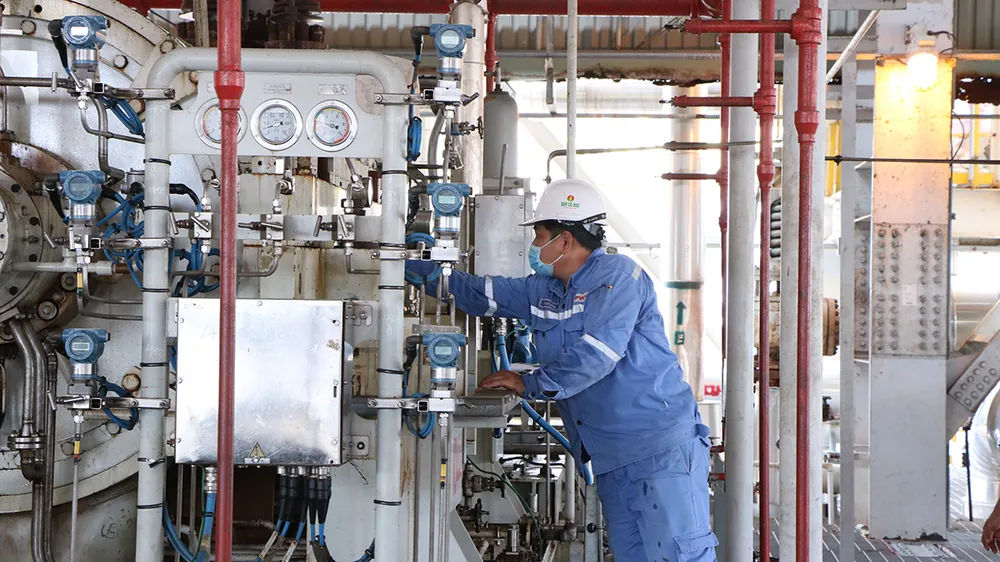 Hoạt động sản xuất tại Nhà máy đạm Cà Mau