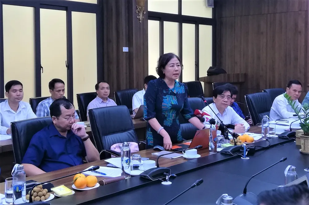 Phó Cục trưởng Cục Thú y Nguyễn Thu Thủy phát biểu tại cuộc họp