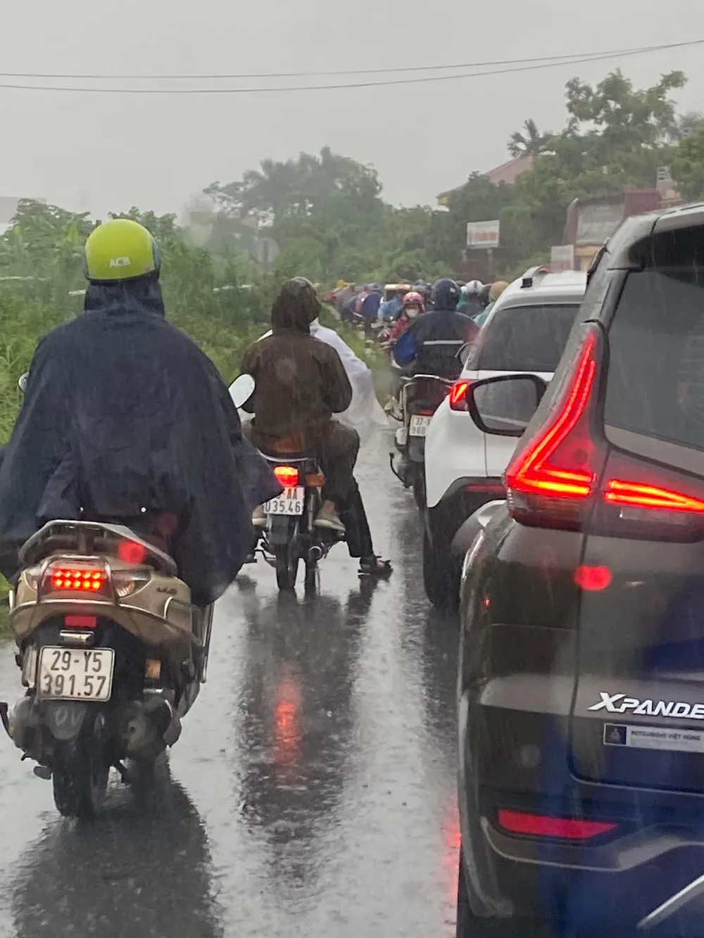 Kẹt xe kéo dài, khó di chuyển Kẹt xe kéo dài, khó di chuyển