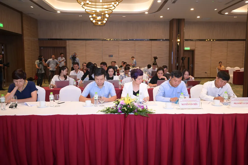 Các đại biểu dự họp báo Các đại biểu dự họp báo