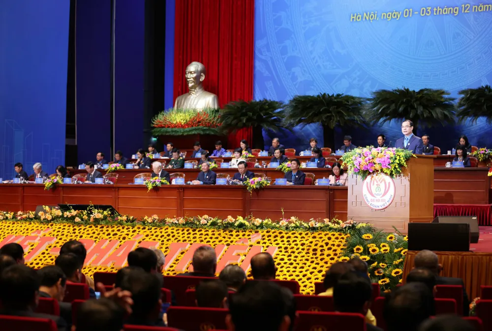 Phiên trọng thể Đại hội XIII Công đoàn Việt Nam. Ảnh: QUANG PHÚC