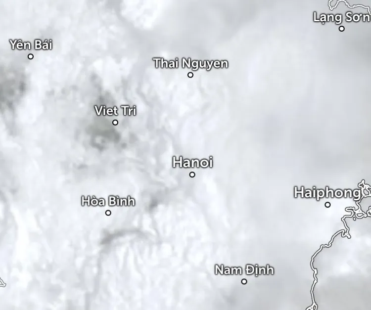 Ảnh vệ tinh mưa diện rộng lúc 10 giờ 30 phút ngày 19-4 tại khu vực Hà Nội và lân cận. Nguồn: Z.E