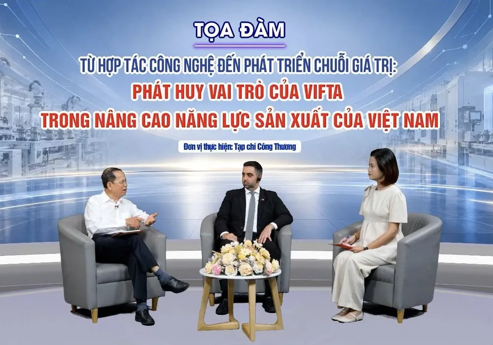 Toan canh toa dam.jpeg