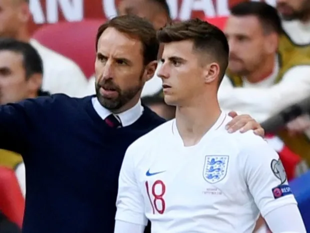 Mason Mount có thể không còn tương lại trên tuyển Anh 
