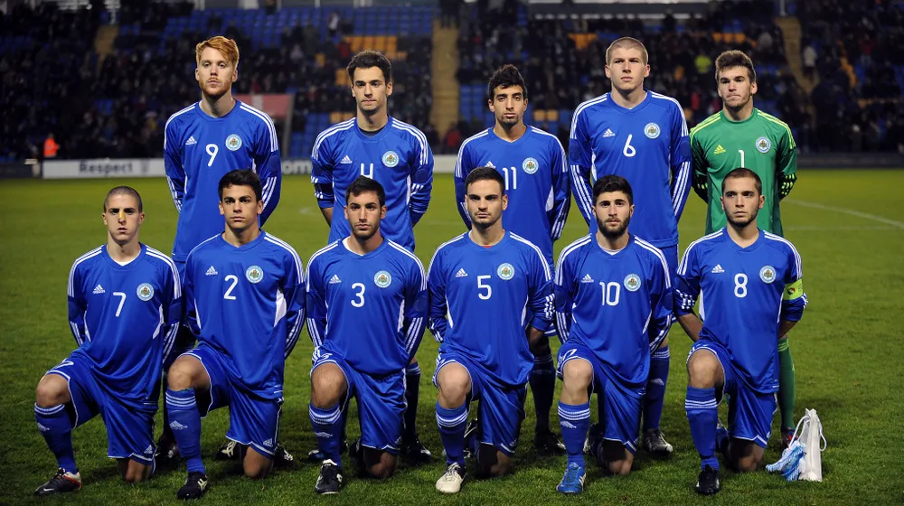 San Marino có thể là đội bóng kém cỏi nhất thế giới, nhưng họ không bao giờ bỏ cuộc 