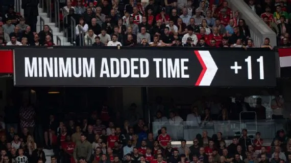 Premier League đang tận hưởng nhiều bàn thắng muộn hơn