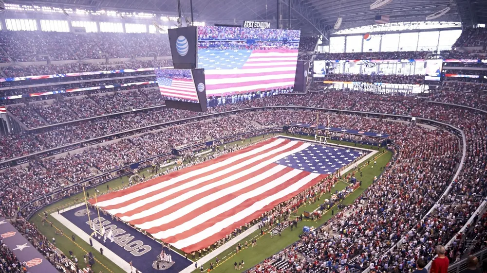 att-stadium-dallas-texas-crowd-full-041522-3904.jpg