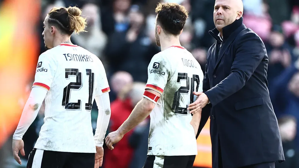 Việc bị loại khỏi FA Cup mang lại … lợi thế cho Liverpool tại Premier League và Champions League