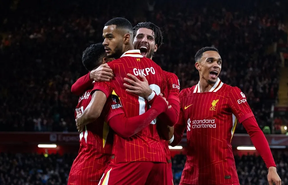 Liverpool biến cuộc đua vô địch thành "Cuộc diễu hành”. Vậy khi nào họ chính thức đăng quang?