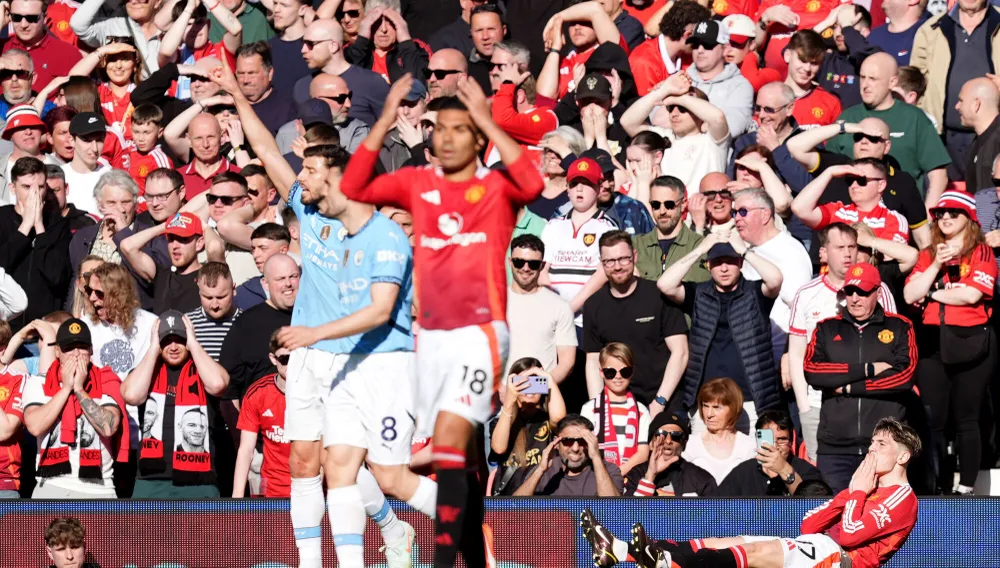 Trận derby Manchester “nhàm chán” là một trong những trận đấu tệ nhất trong lịch sử Premier League?