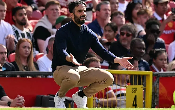 Manchester United đang “kẹt cứng” với HLV Amorim dù thắng hay thua trận chung kết Europa League