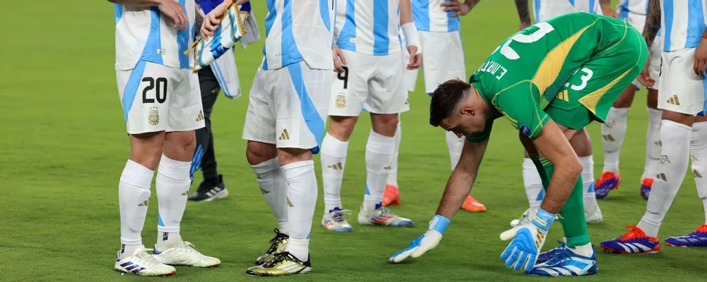 Sân cỏ tại FIFA Club World Cup: Tránh “thảm họa” cho World Cup 2026