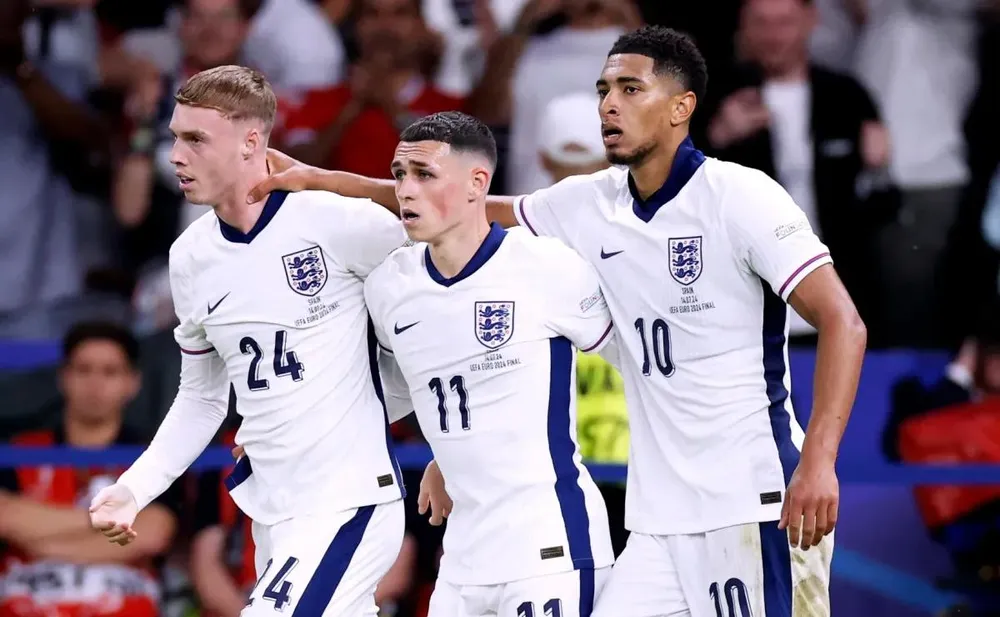 Palmer,Foden và Bellingham