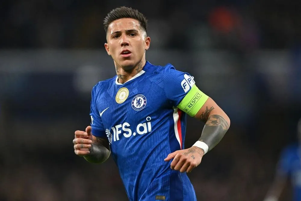 “Vụ Enzo Fernandez” phơi bày sự khác biệt căn cơ giữa Chelsea và Man City