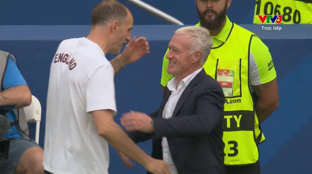 Saka và Mbappe nhận điểm cao nhất trong "cơn mưa" 10 bàn thắng 