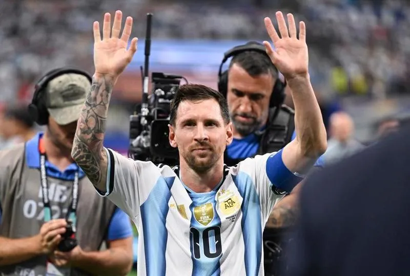 Messi chia tay đội tuyển quốc gia. Ảnh: THX