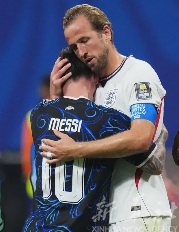 Kane và Messi tại World Cup 2026. Cả 2 đều có tên trong đề cử QBV. ẢNh THX 