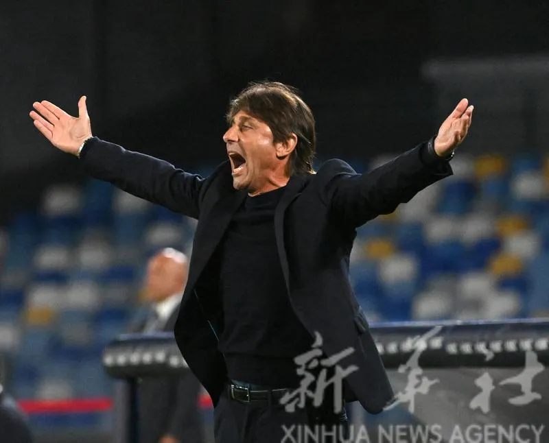 HLV Conte. Ảnh THX